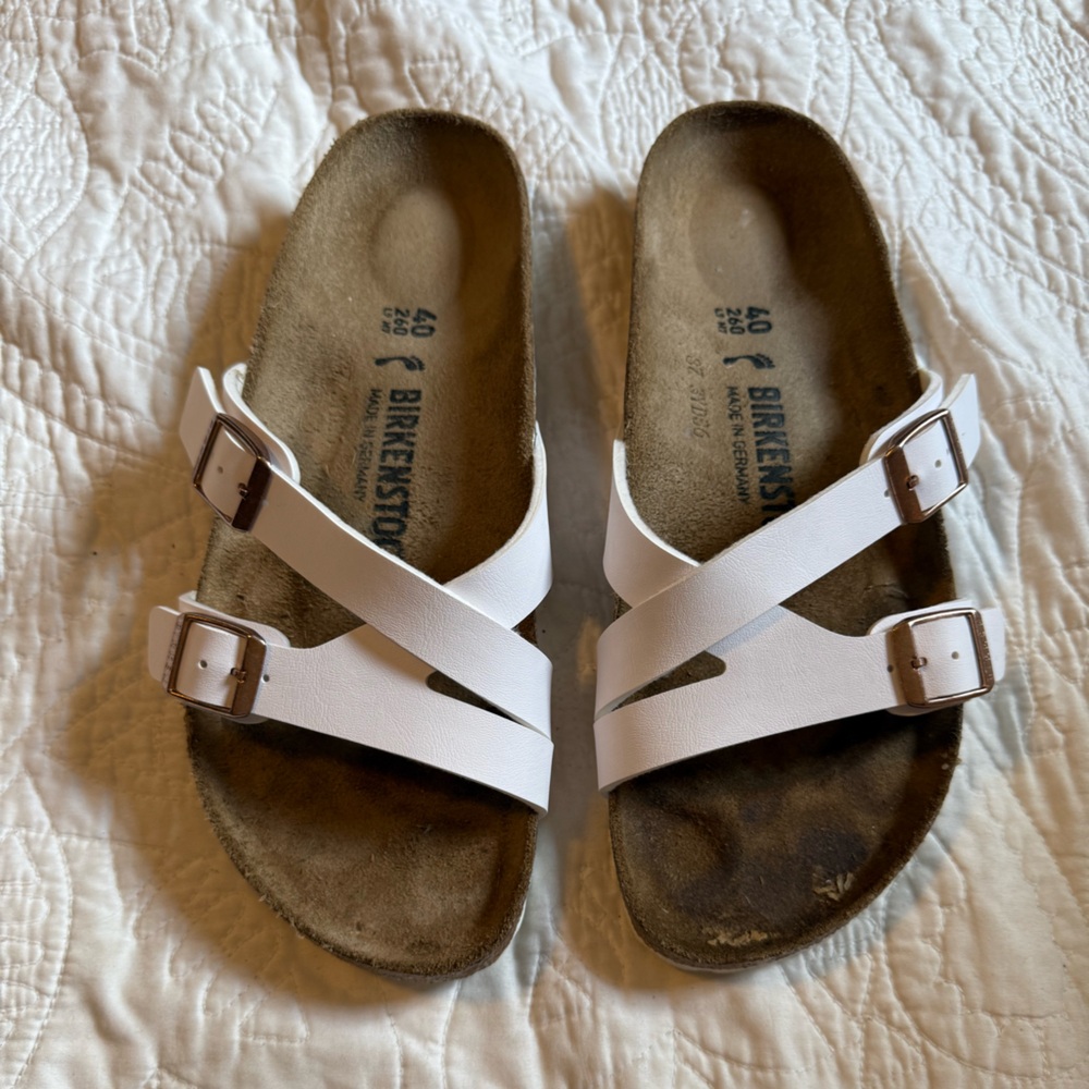 Women’s Birkenstock White Sandals with Adjustable Straps and Cork Footbed sz 40